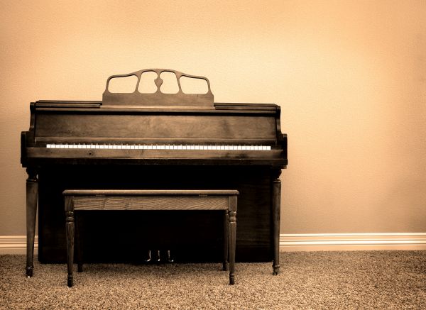Piano Disposal Service in Oshkosh